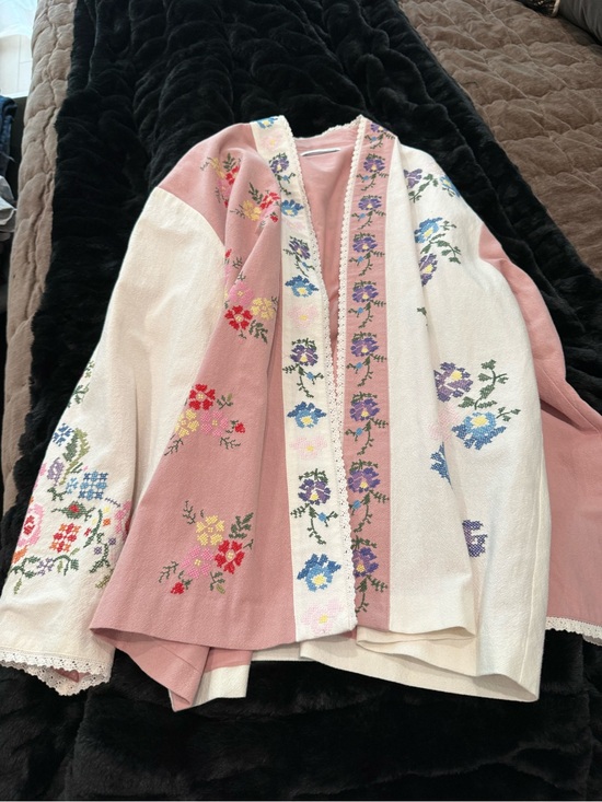 Zara Tops - Zara Pink Floral Trim Open Cardigan